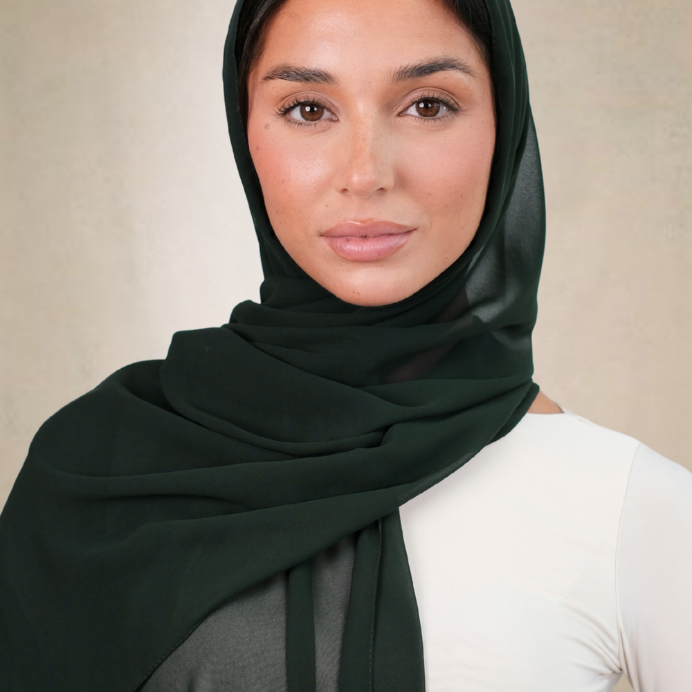 
                      
                        Dark Green Chiffon Hijab
                      
                    