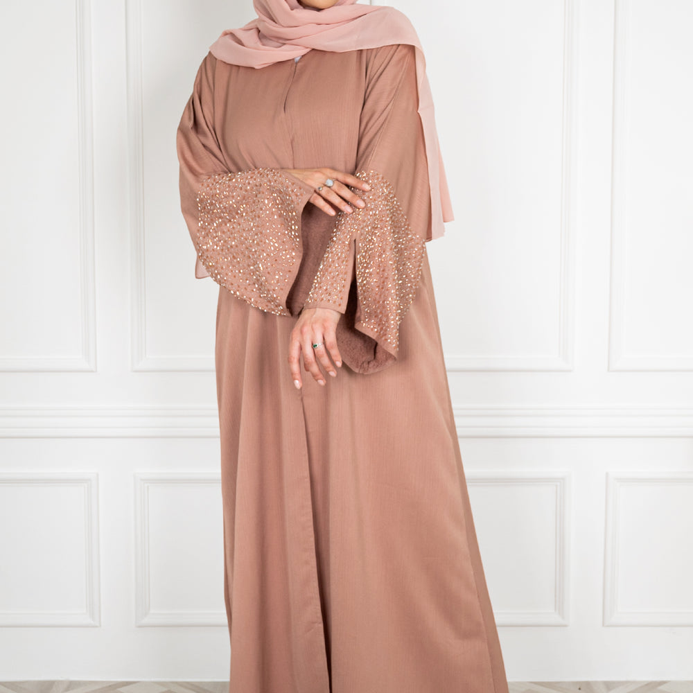 Leeya Abaya