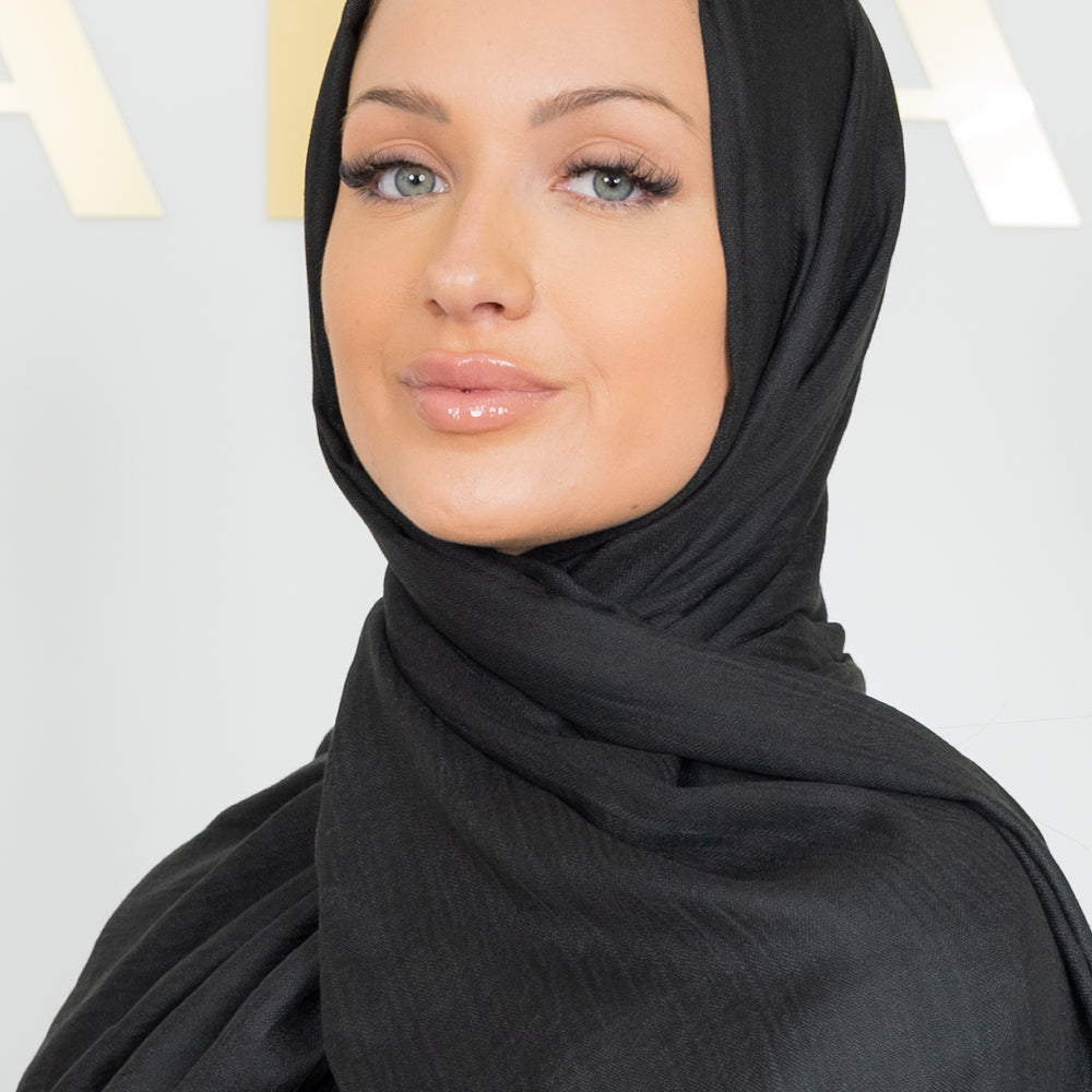 Black Modal Hijab