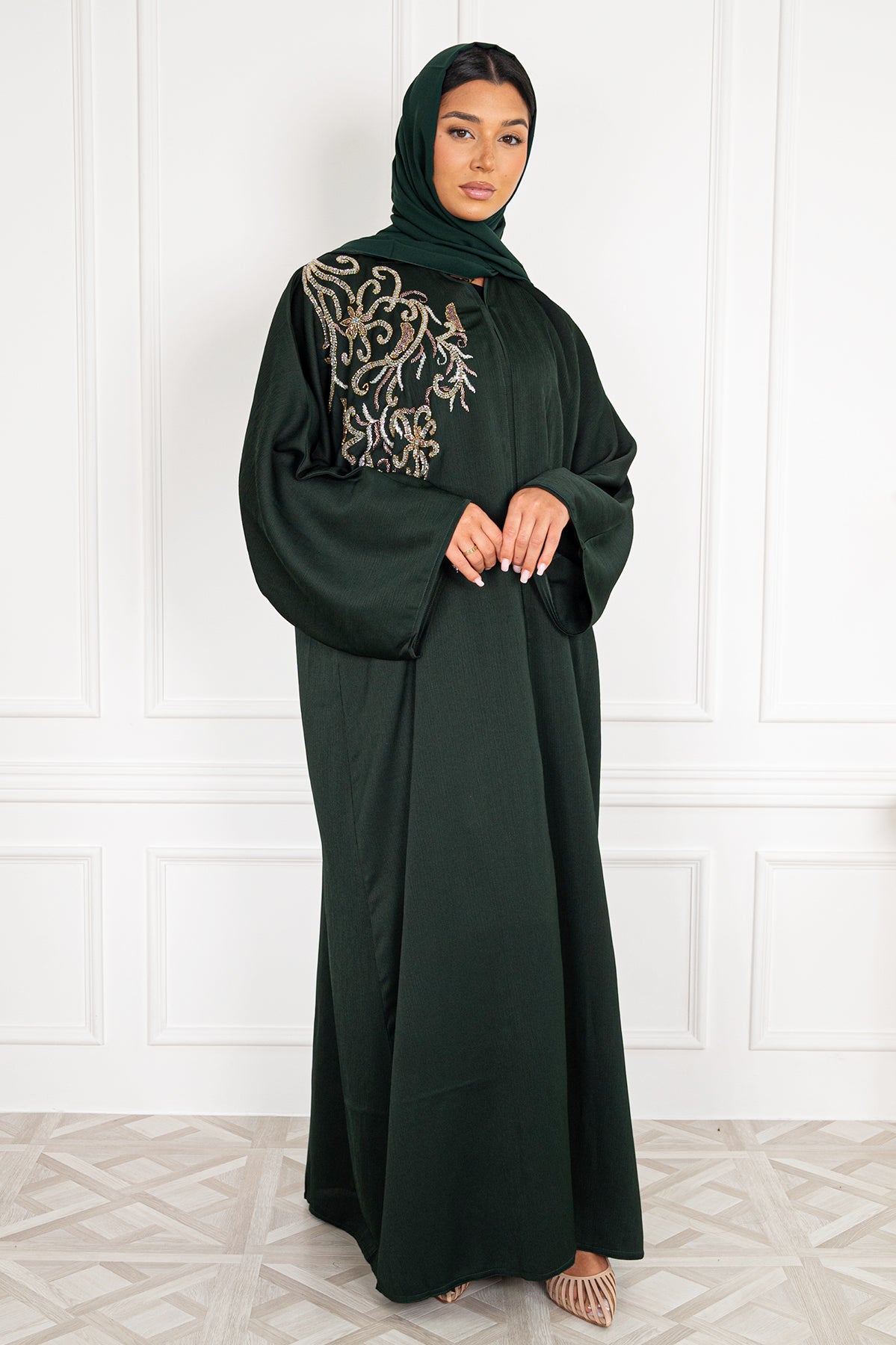 Hira Abaya