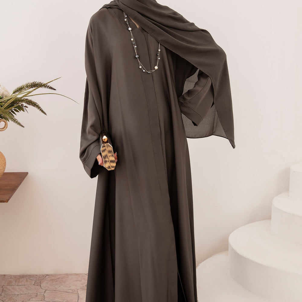 Oliv Modeste Abaya