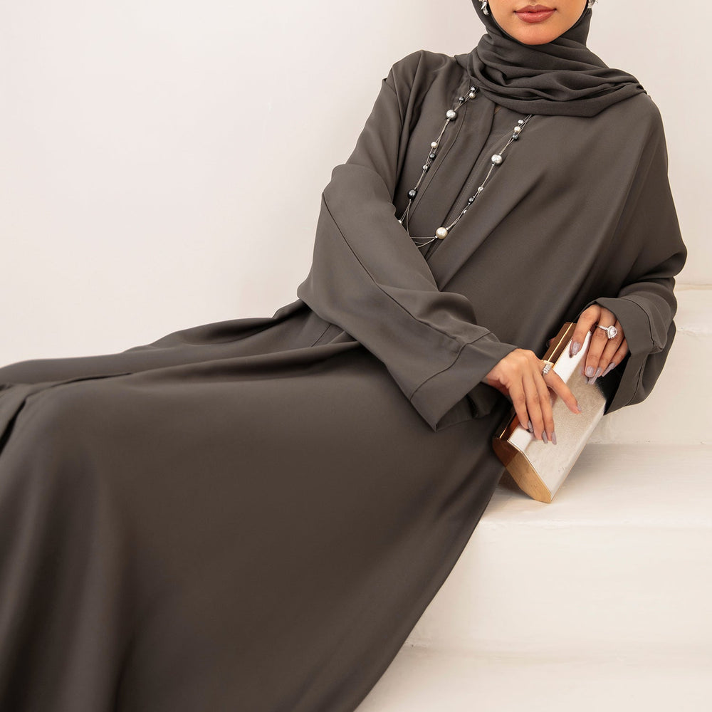 Oliv Modeste Abaya