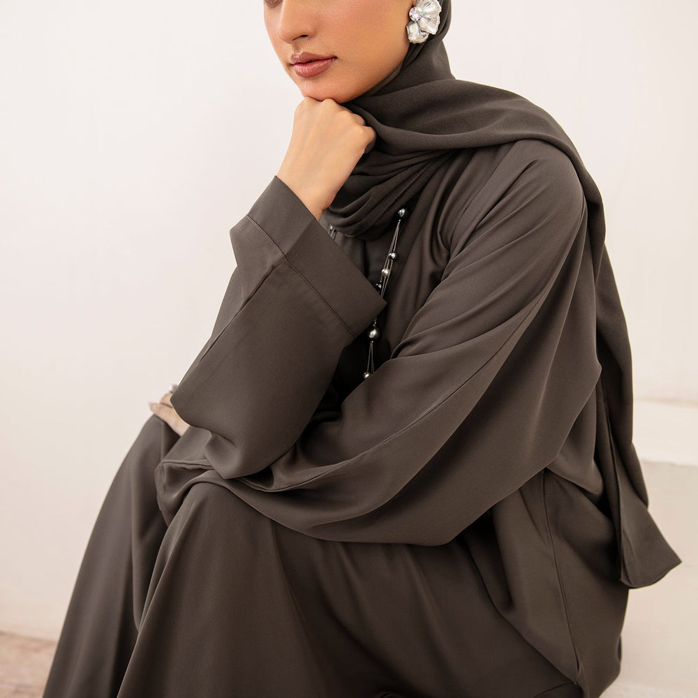
                      
                        Oliv Modeste Abaya
                      
                    