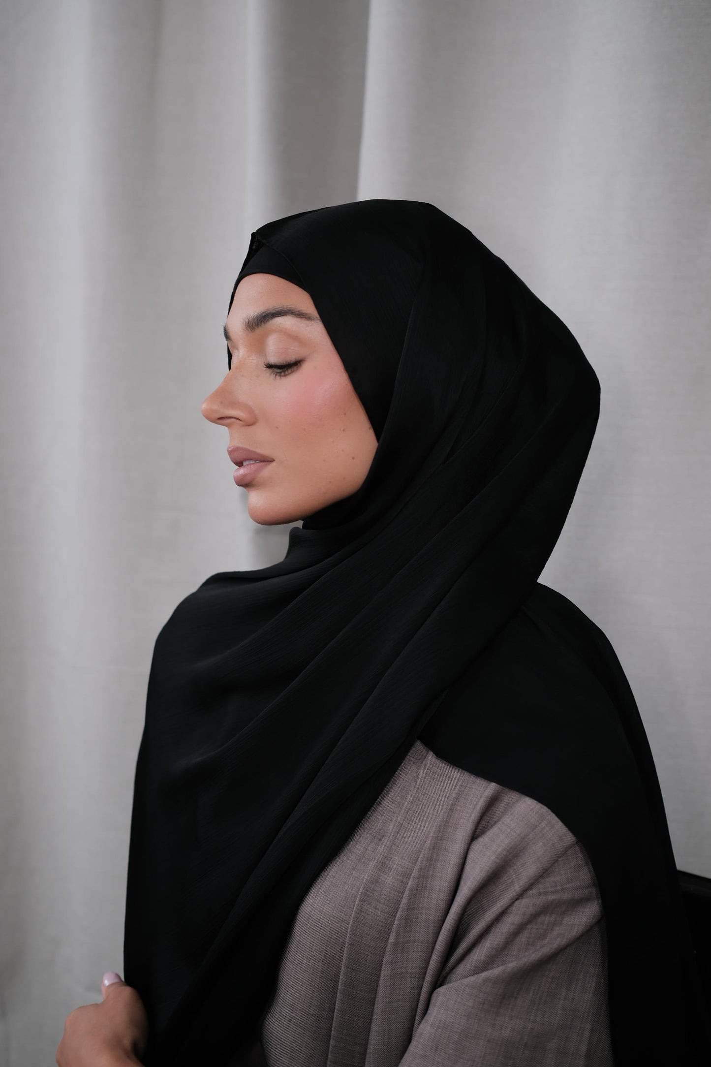 Black Crinkle Silk Hijab
