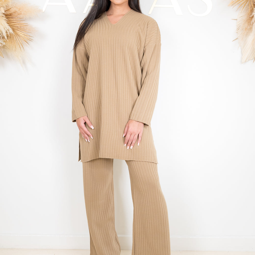 
                      
                        Evie Beige Co-Ord
                      
                    