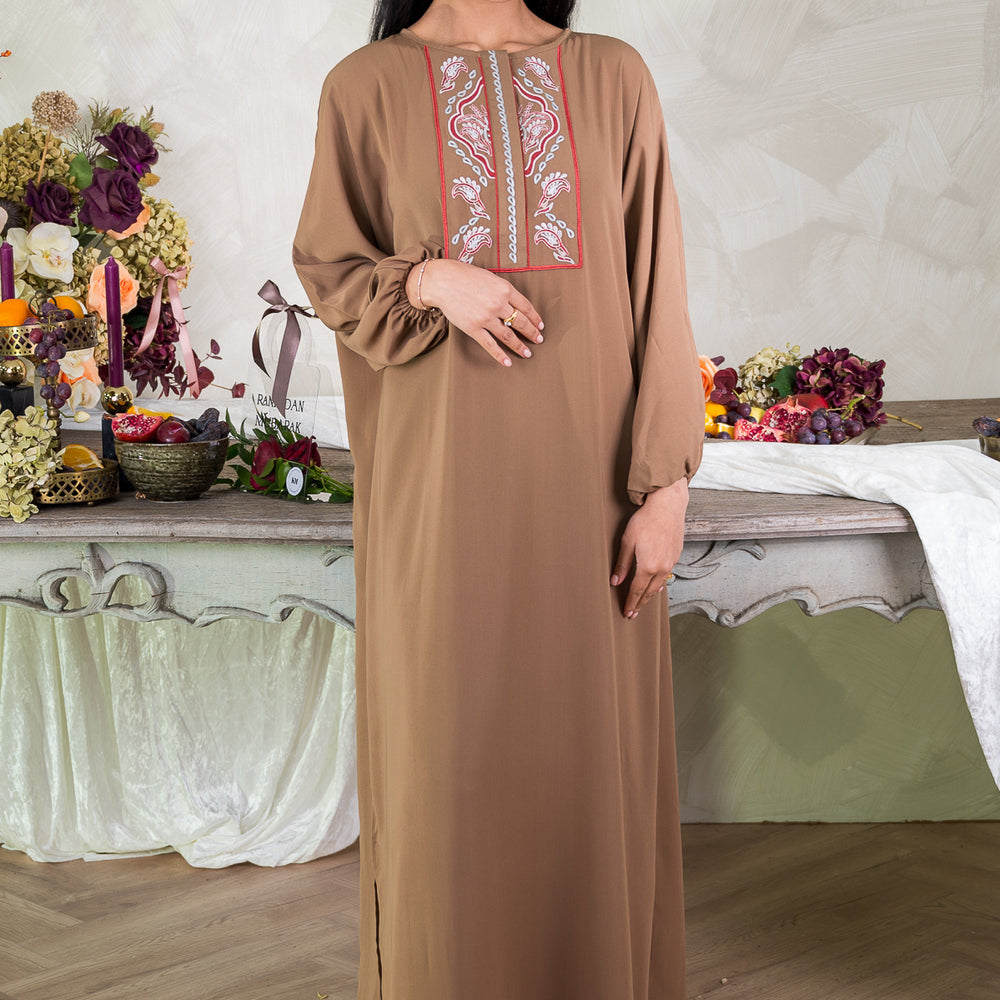 
                      
                        Dinara Kaftan
                      
                    