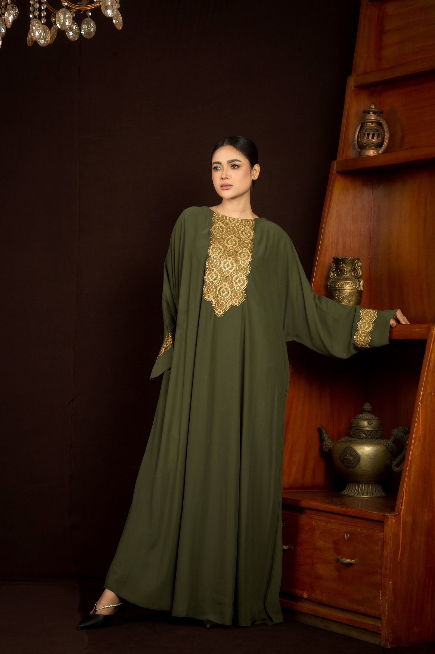 Zahara Olive Abaya