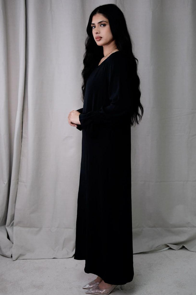 
                      
                        Essential Basic Black Abaya
                      
                    