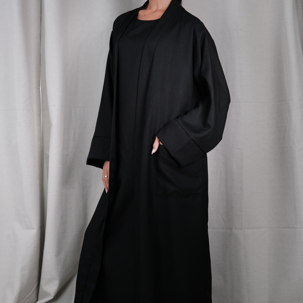 
                      
                        Le Noir Black Abaya
                      
                    