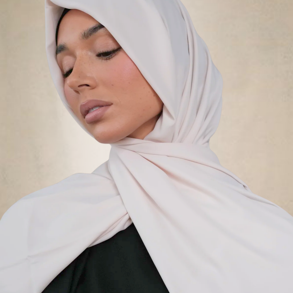 
                      
                        Ecru Chiffon Silk Hijab
                      
                    