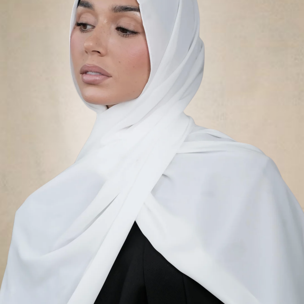 
                      
                        White Chiffon Silk Hijab
                      
                    