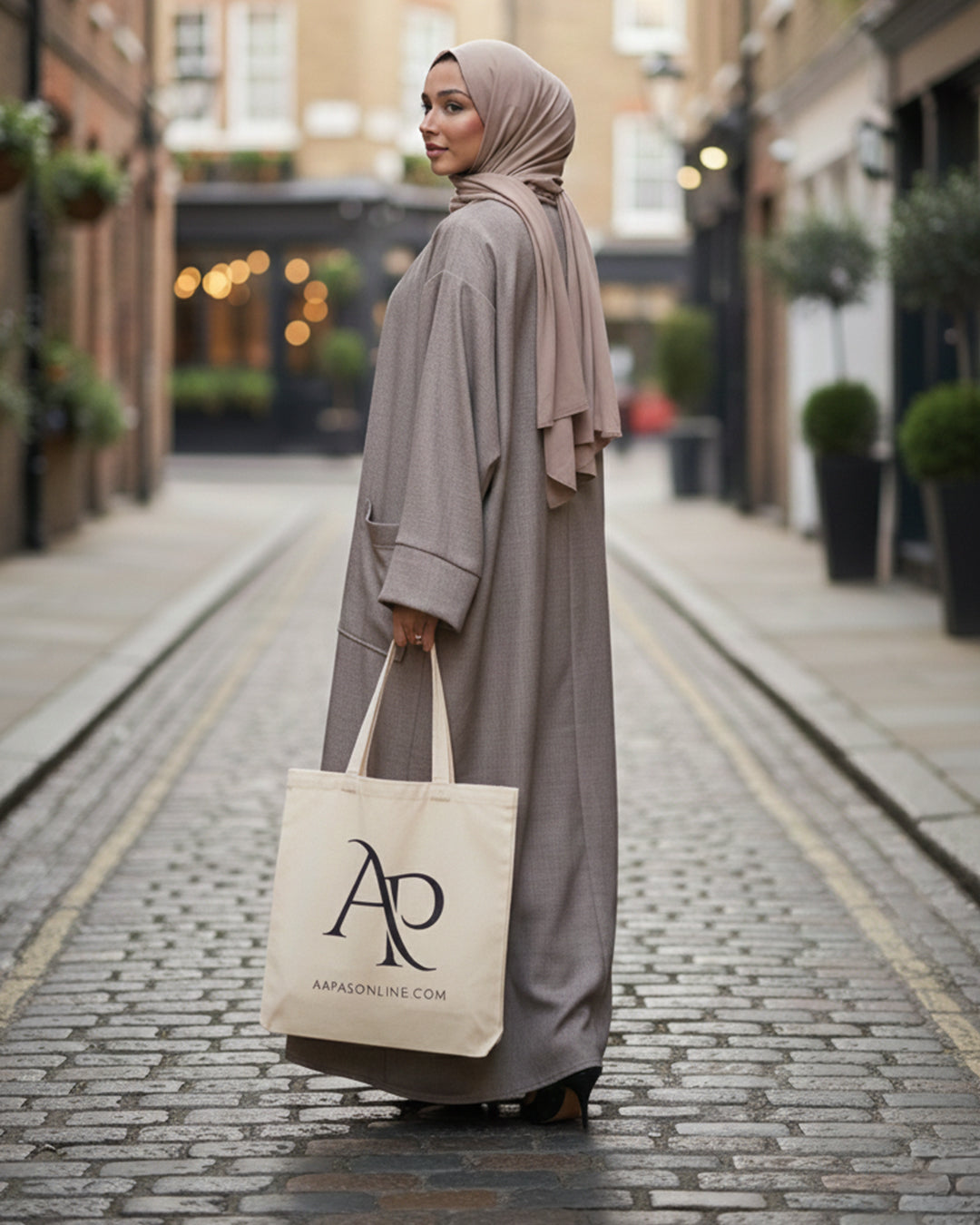 Aapas Signature Beige Tote Bag