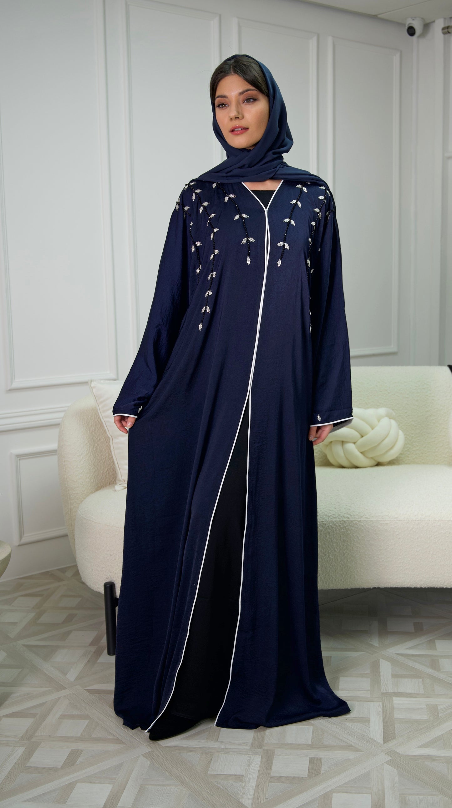 Lamia Open Abaya