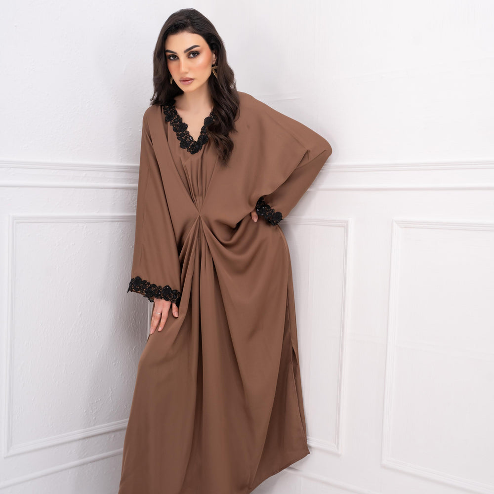
                      
                        Lina Kaftan
                      
                    