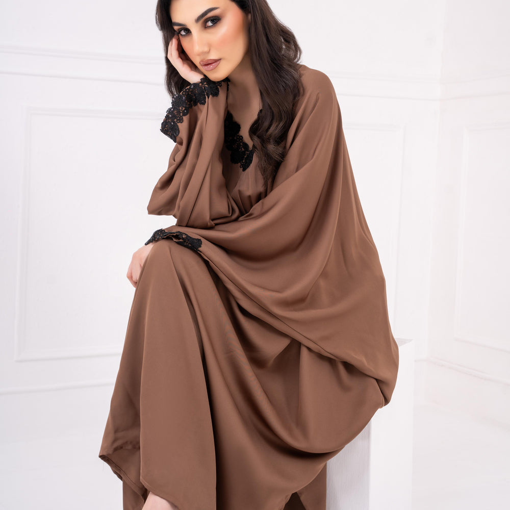 
                      
                        Lina Kaftan
                      
                    