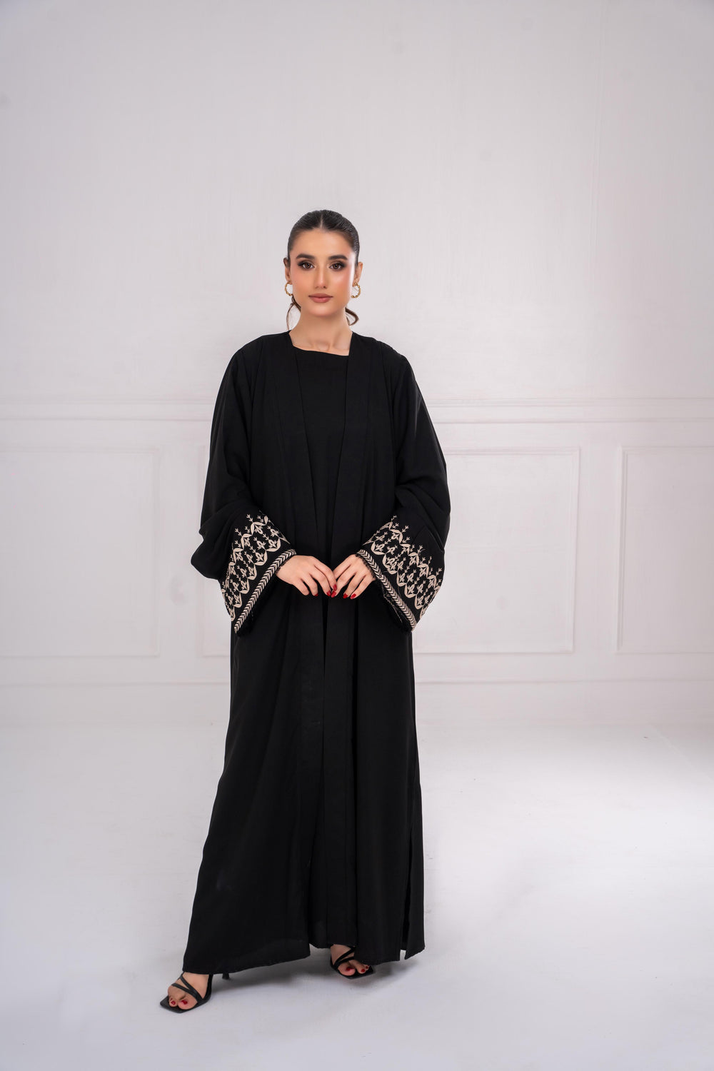 Bahira Open Abaya