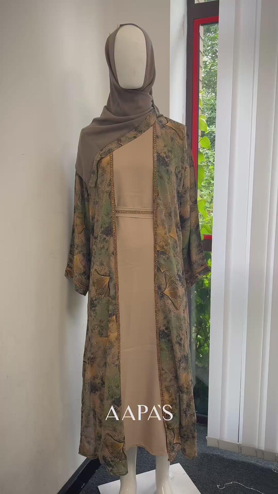 Golden Grove Abaya